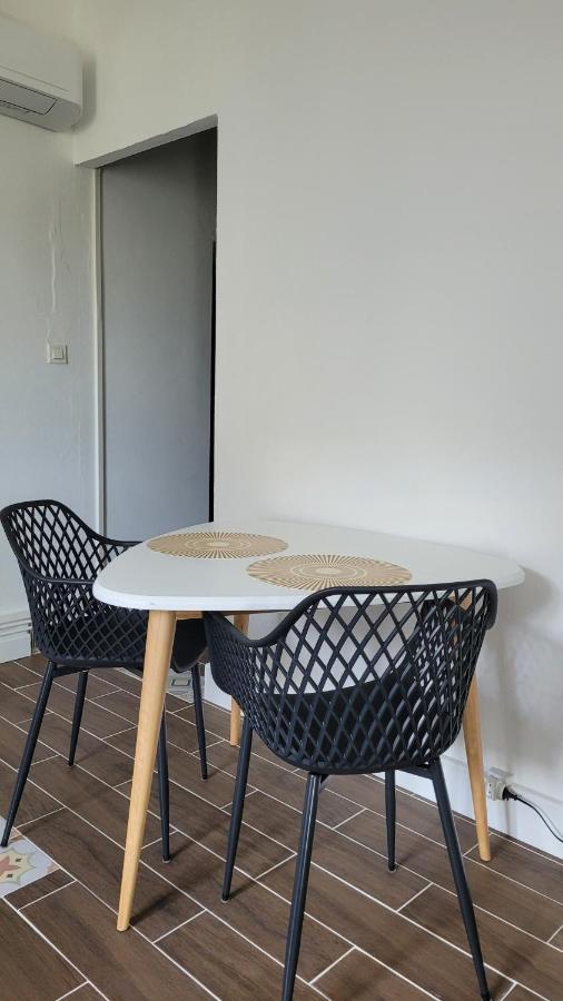 La Loge De Madame Soleil Appartement Orange  Buitenkant foto