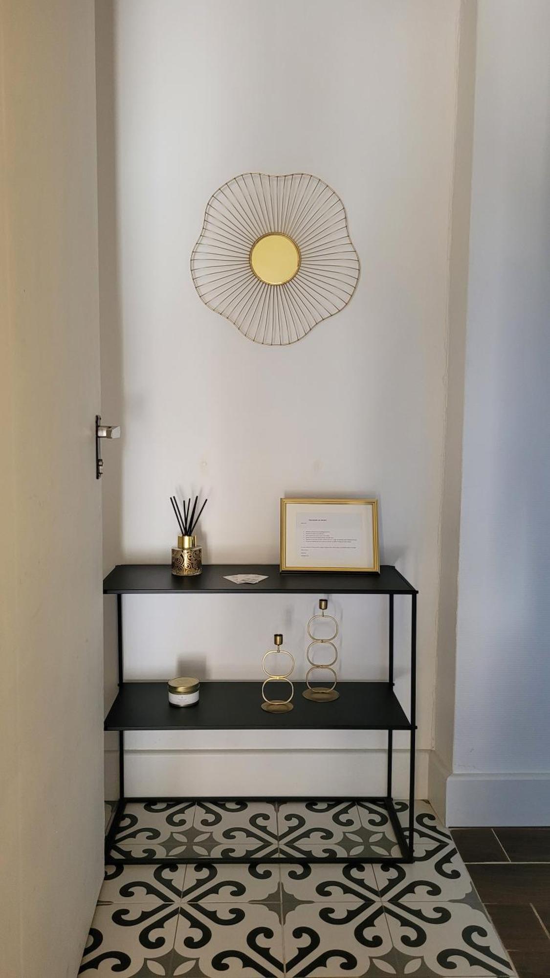 La Loge De Madame Soleil Appartement Orange  Buitenkant foto